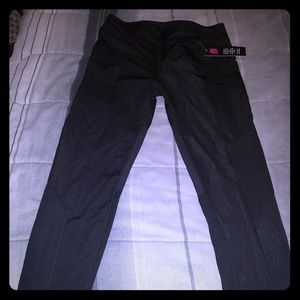 Black Pop Fit Leggings